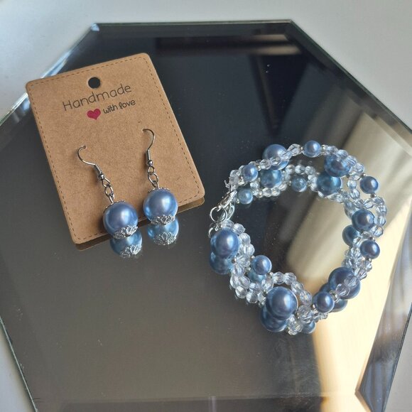 handmade blue faux pearl set (earrings and bracelet) - Picture 2 of 6